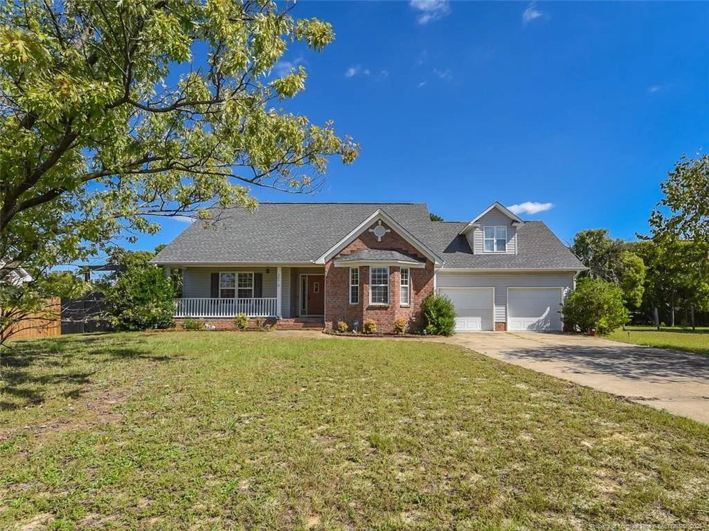 Photo of 1070 Northview Drive