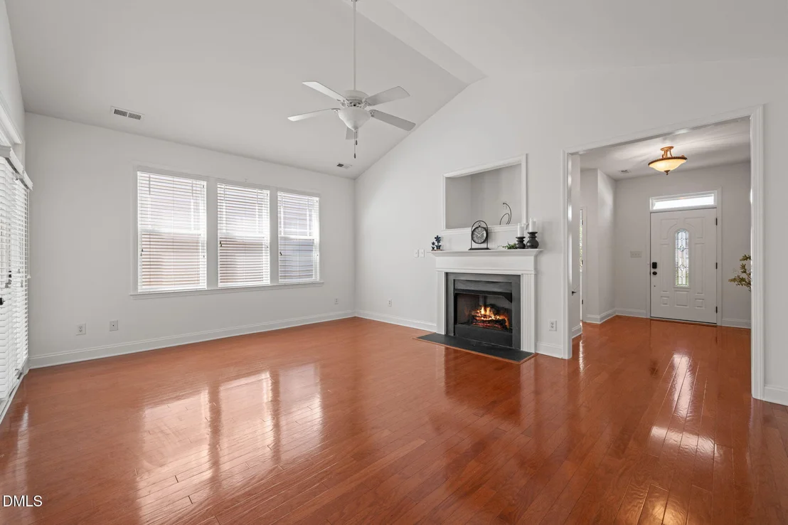 Photo of 47 Denby Circle