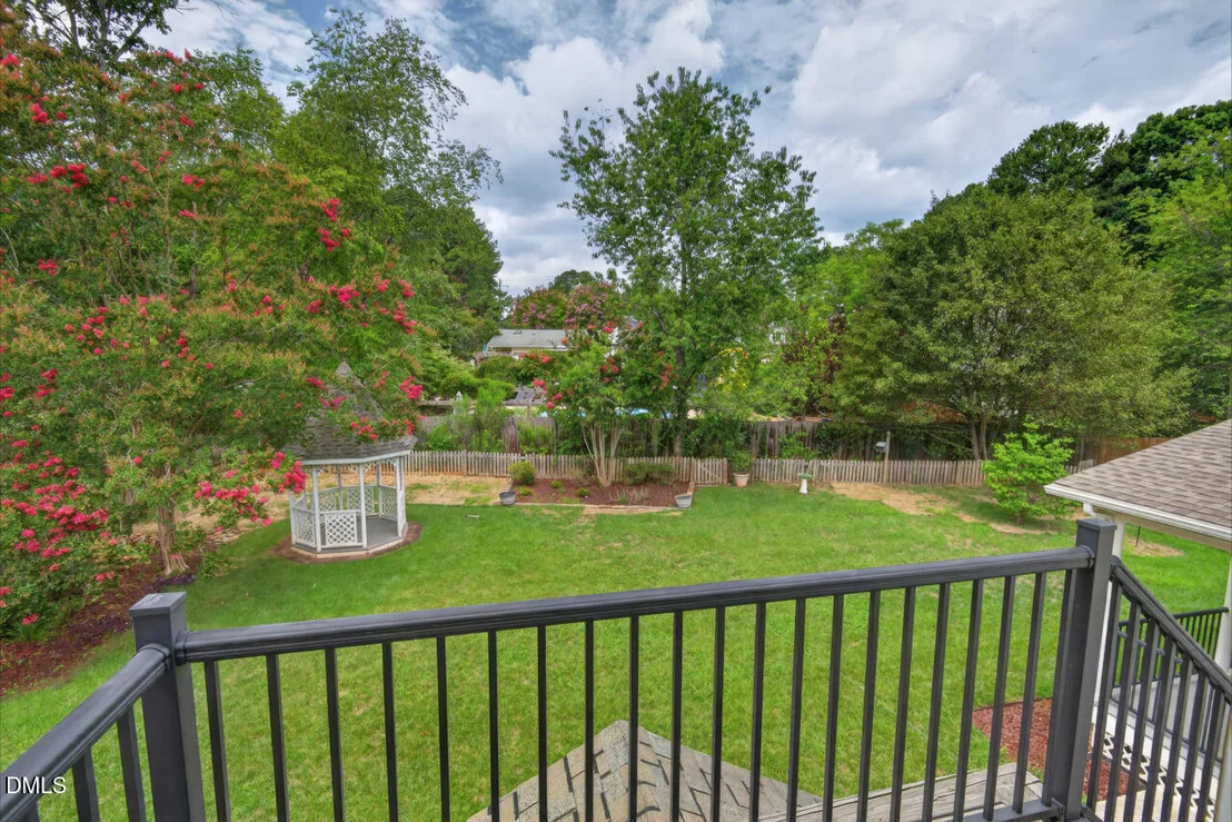 Photo of 6125 Iris Drive