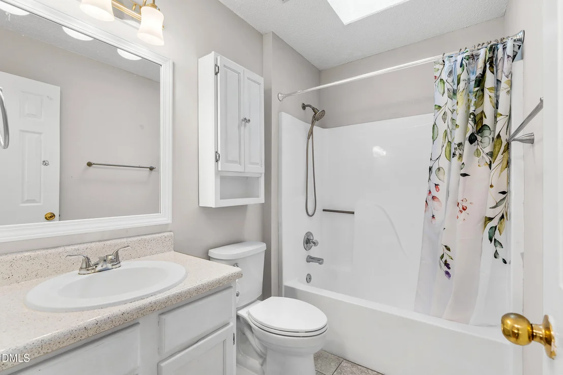 Photo of 16 Meadowcrest Drive