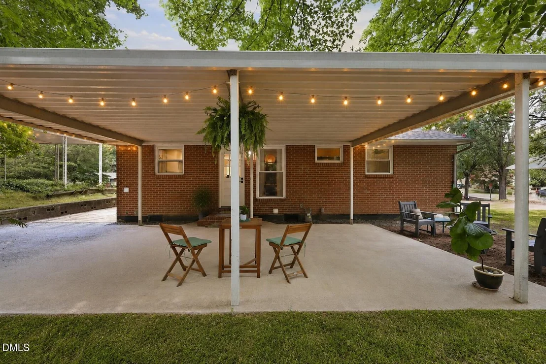 Photo of 2107 Dandridge Drive