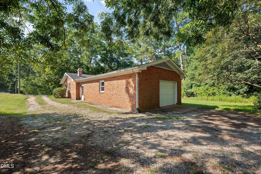 Photo of 6324 Tryon Road