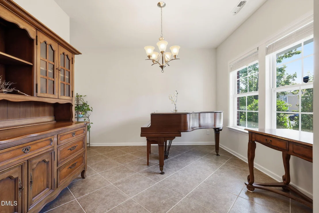 Photo of 837 Ember Drive