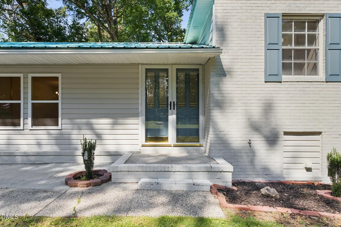 Photo of 2902 Kanewood Drive