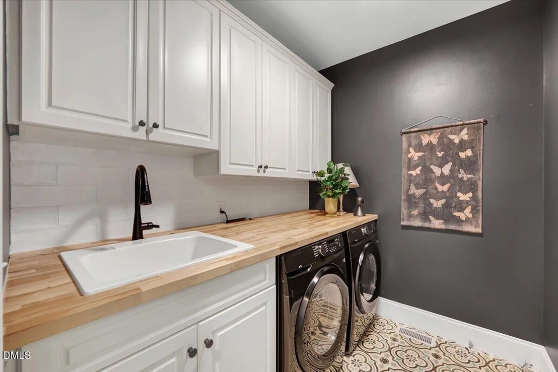 Photo of 140 Rivers Edge Drive