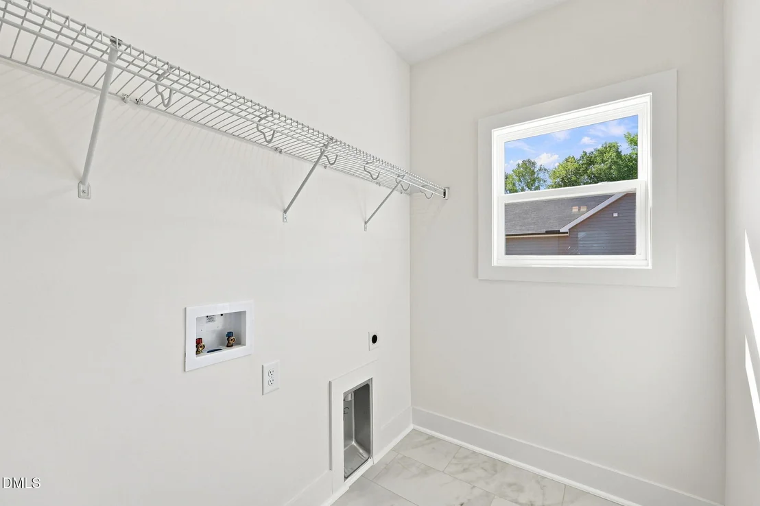 Photo of 30 Loganberry Avenue