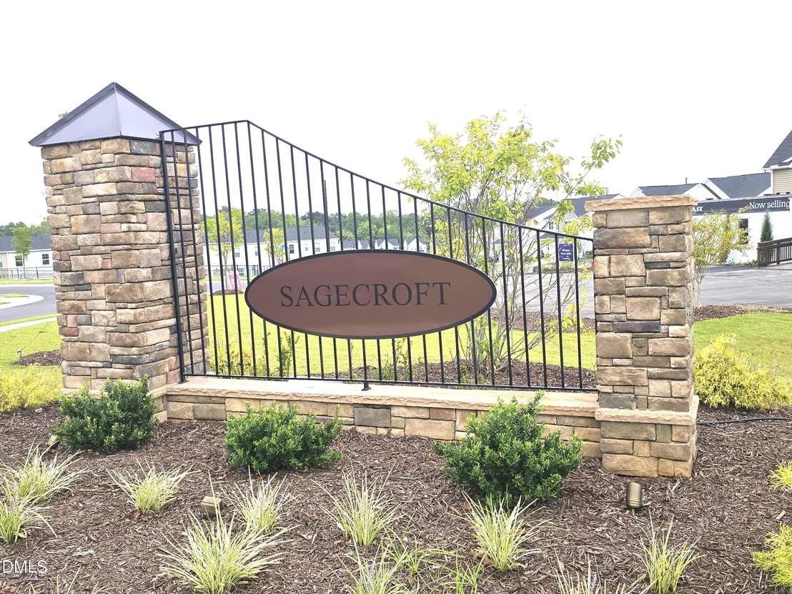 Photo of 1008 Maple Branch Circle