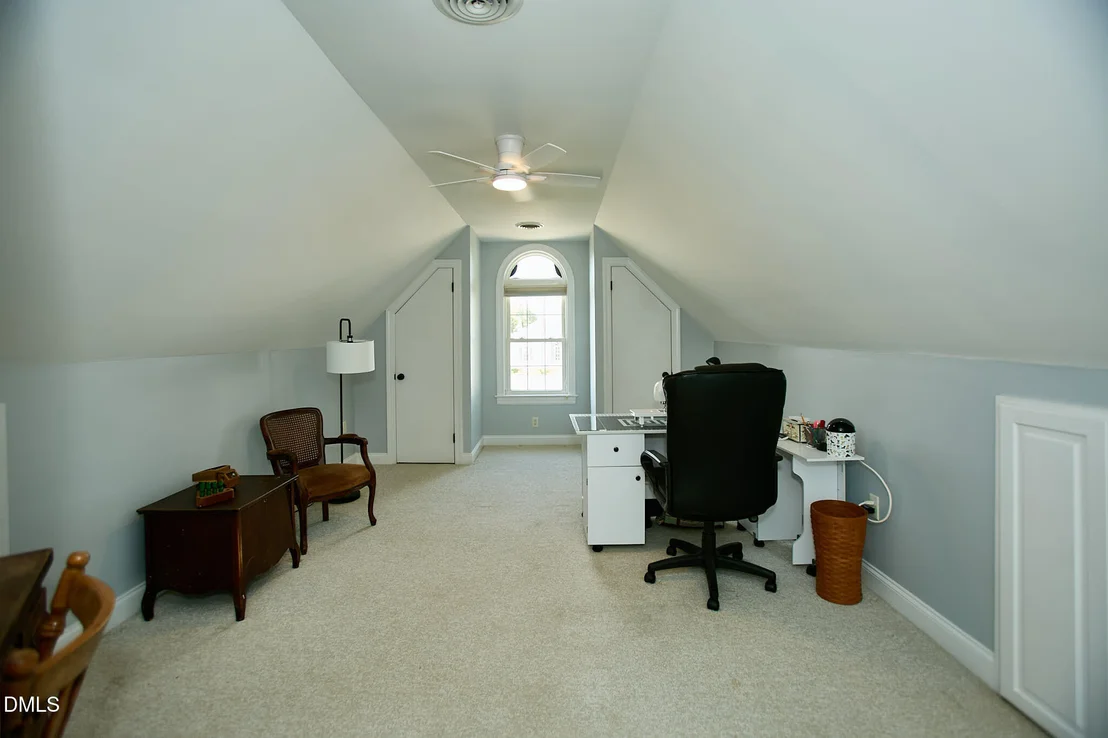 Photo of 4530 Dewfield Drive N