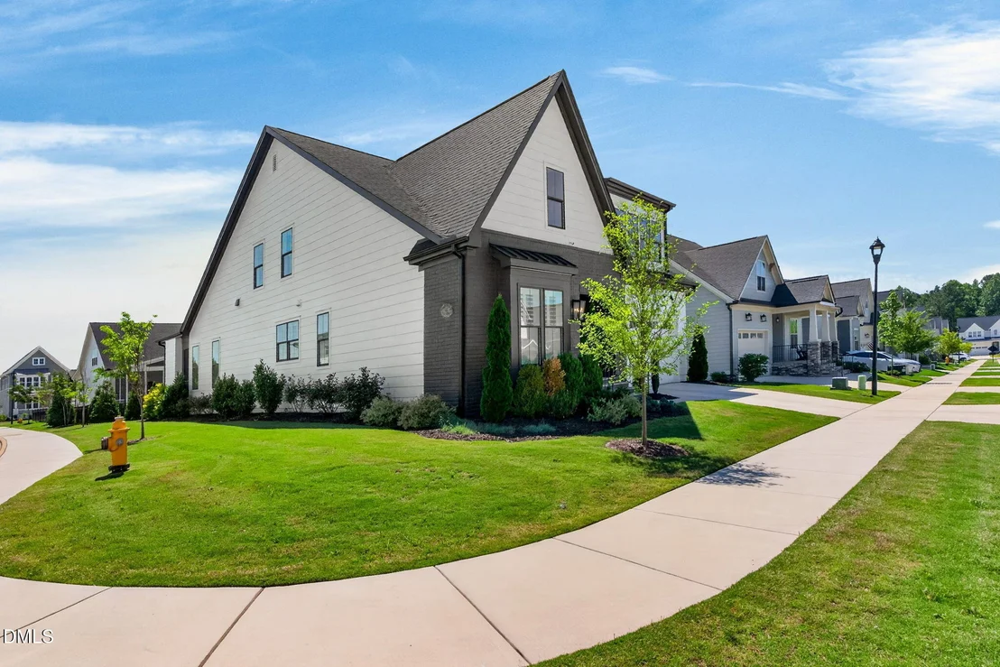 Photo of 136 Mossy Falls Way