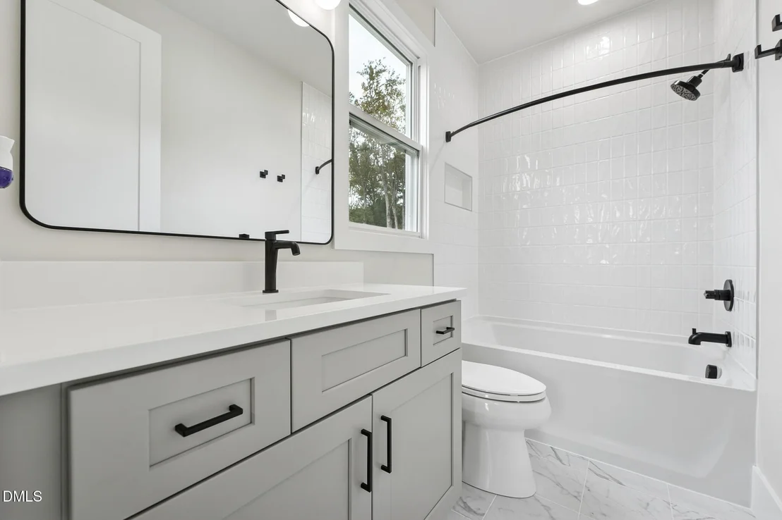 Photo of 633 Conover Road