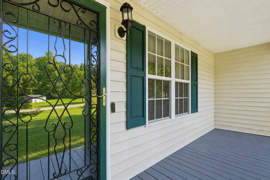 Photo of 130 Walton Circle