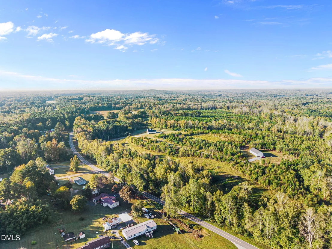 Photo of 8015 Cornwall Road