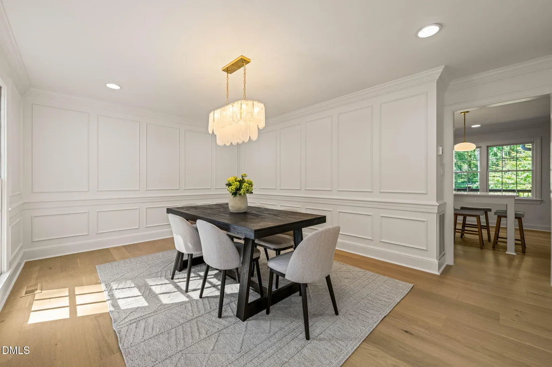 Photo of 2404 Beechview Court