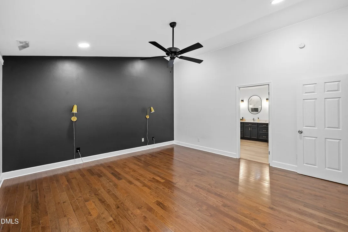 Photo of 1409 Bridgeport Drive