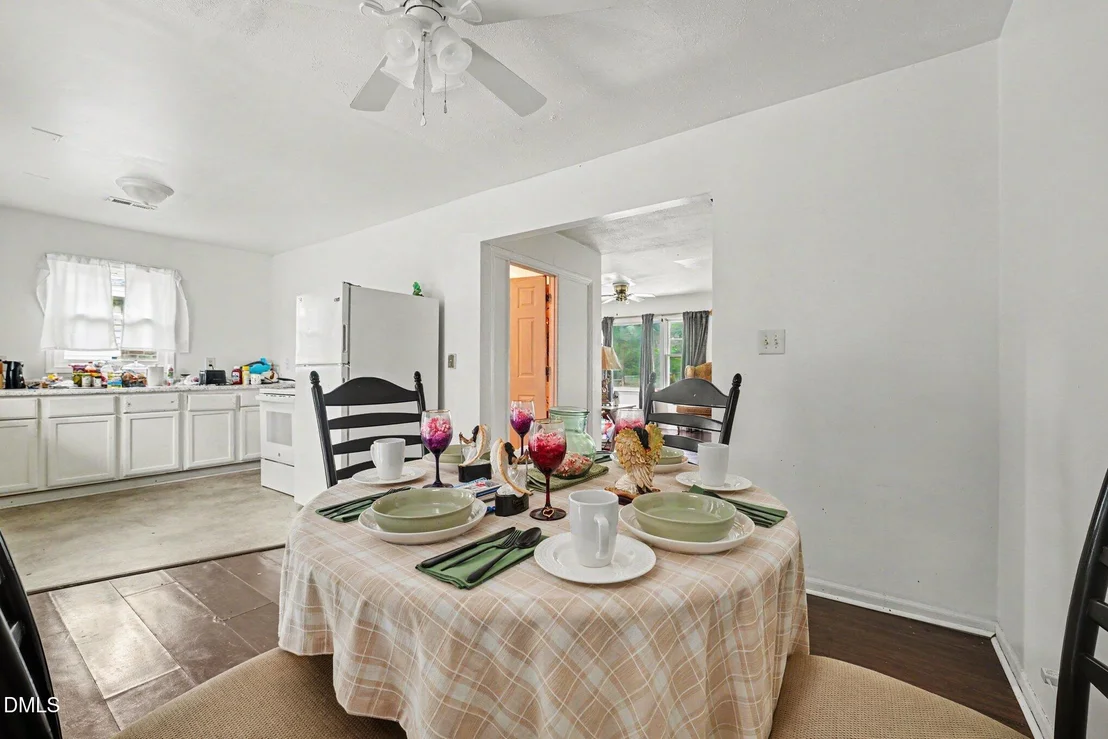 Photo of 702 3rd Street