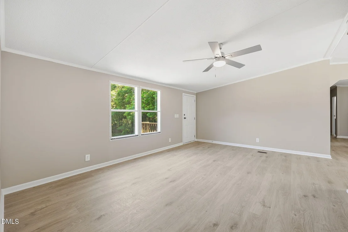 Photo of 733 Lemay Lane