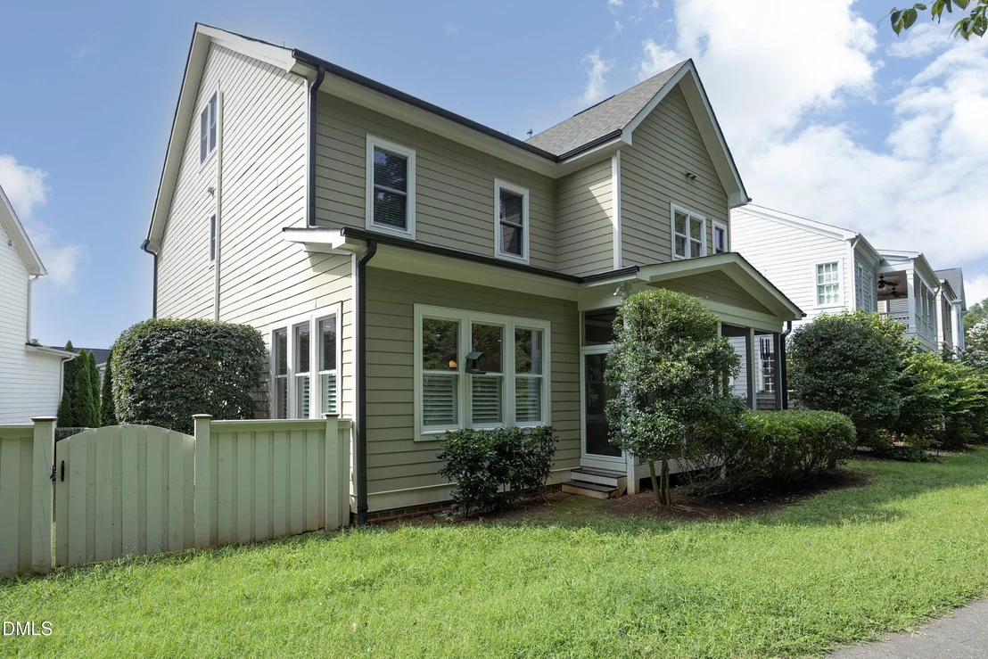 Photo of 121 Ruskin Drive