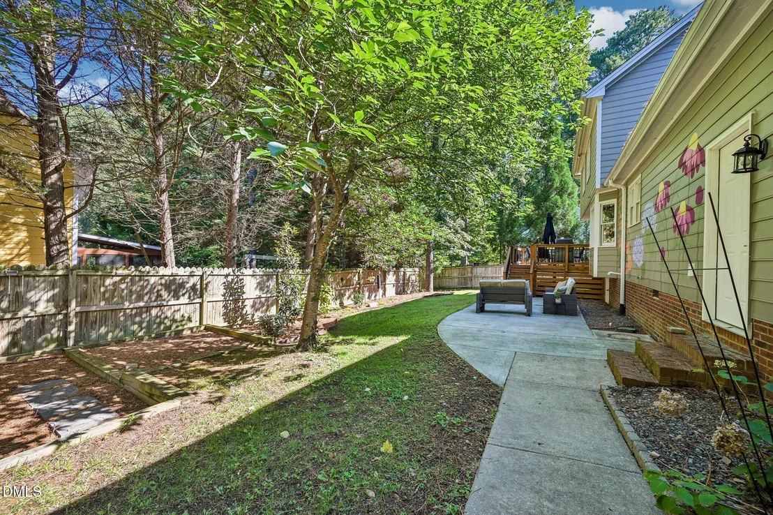 Photo of 100 Beaver Pine Way