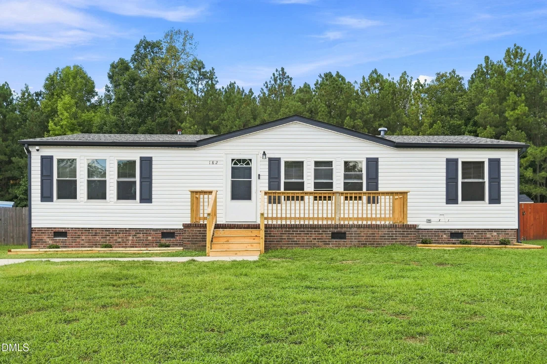 Photo of 182 Wendover Lane