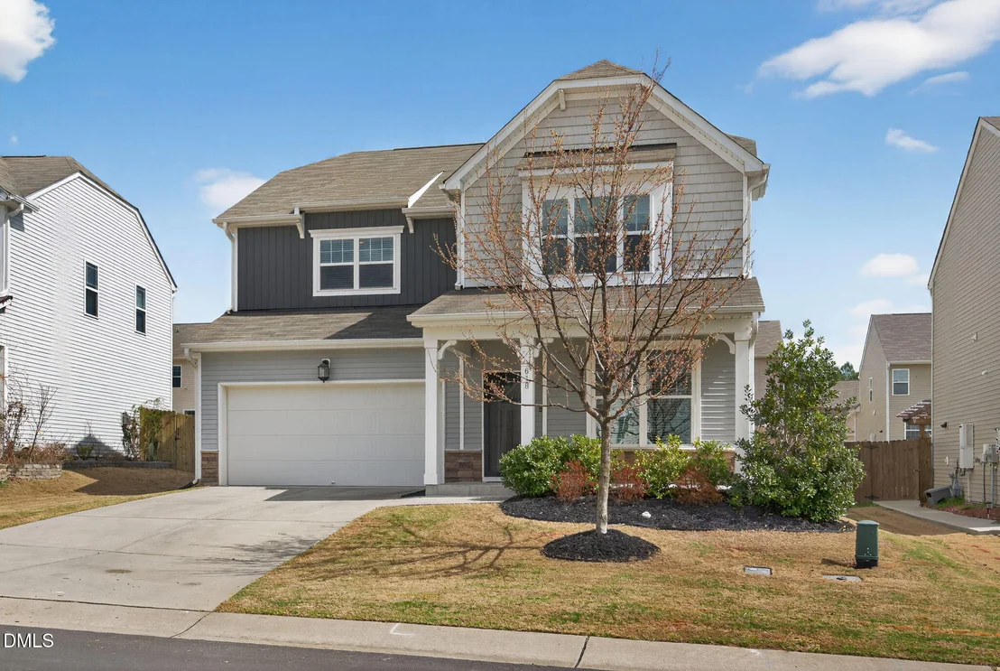 Photo of 618 Starry Sky Drive