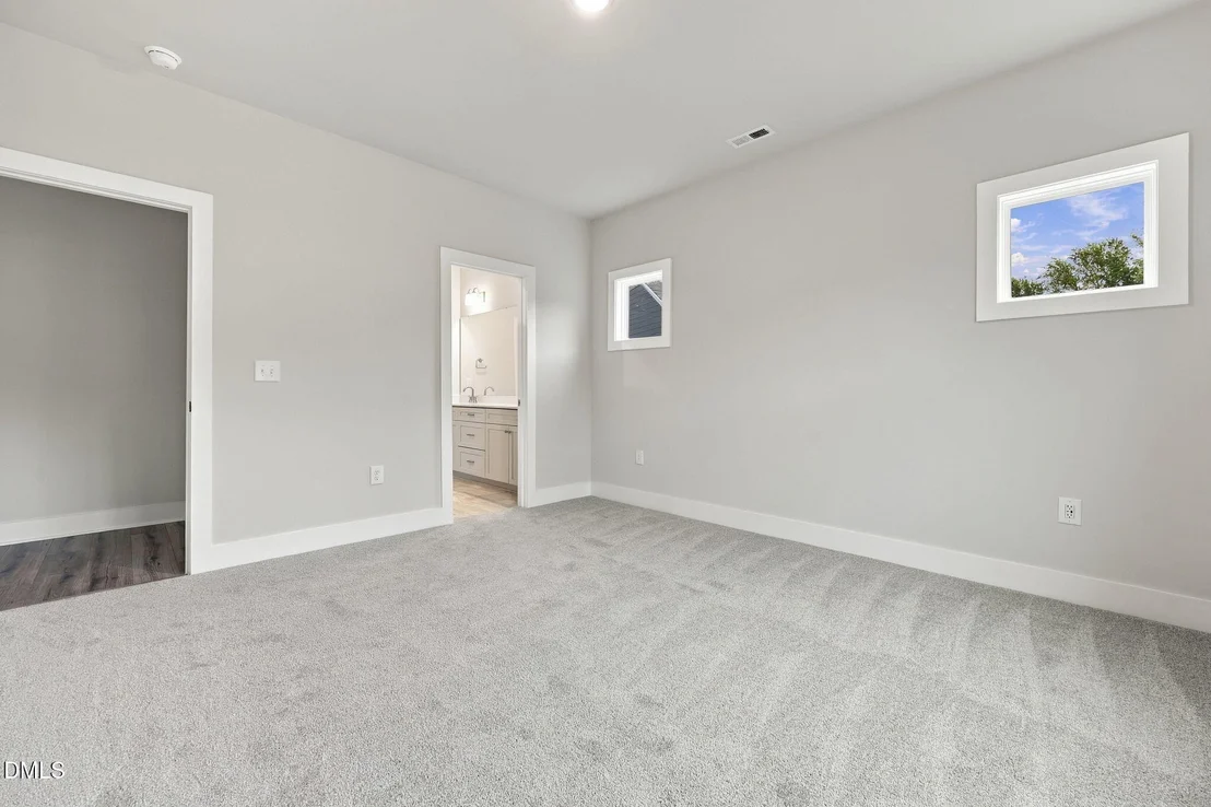 Photo of 139 Grinnell Loop