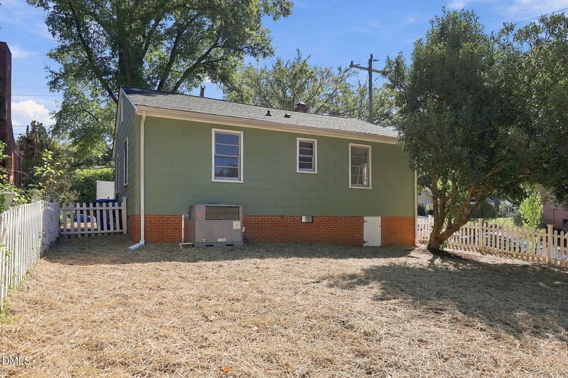 Photo of 2514 Chapel Hill Road