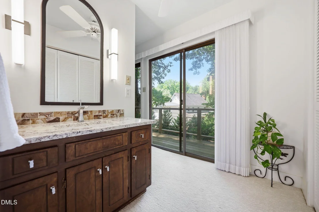 Photo of 6101 Dresden Lane