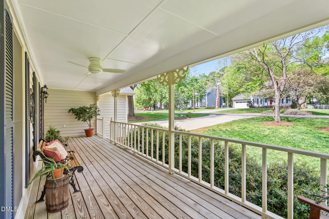 Photo of 207 Windrift Drive