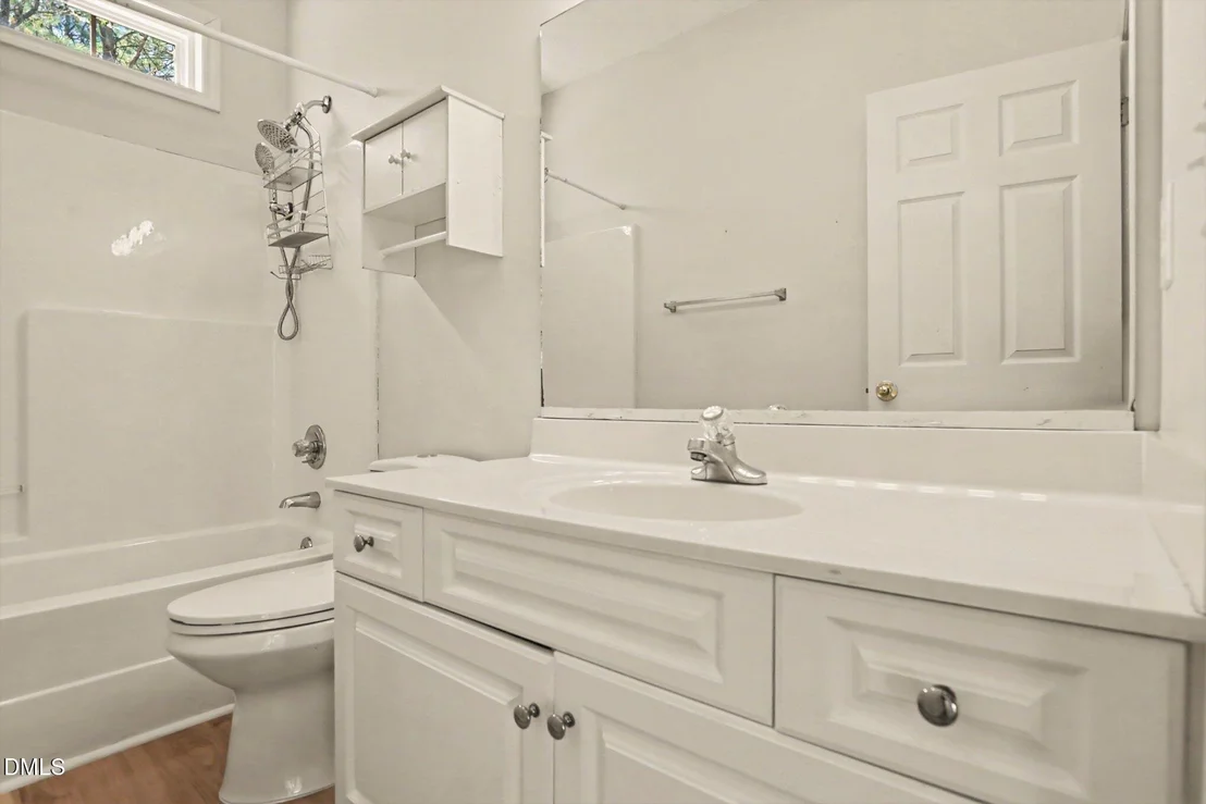 Photo of 122 Vanore Road