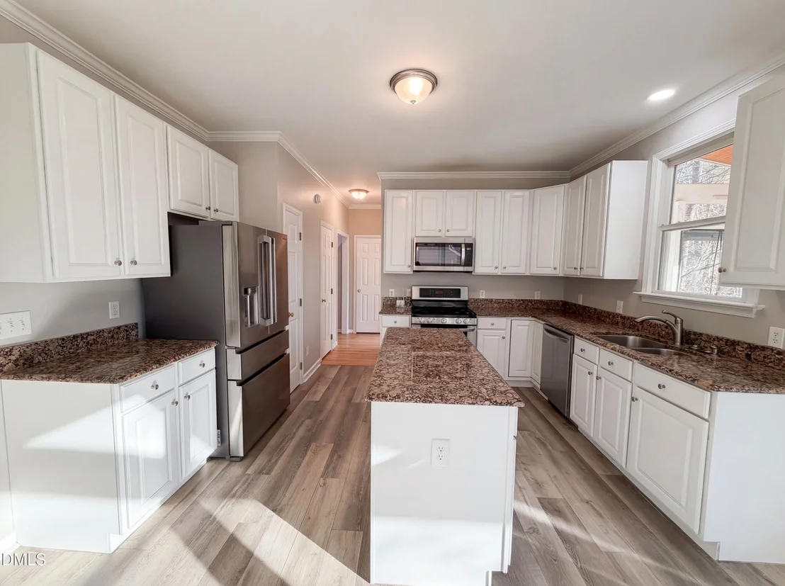 Photo of 304 Arlington Ridge Ridge