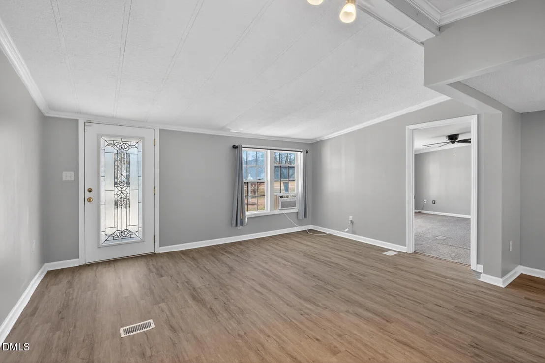 Photo of 1622 Lancaster Road