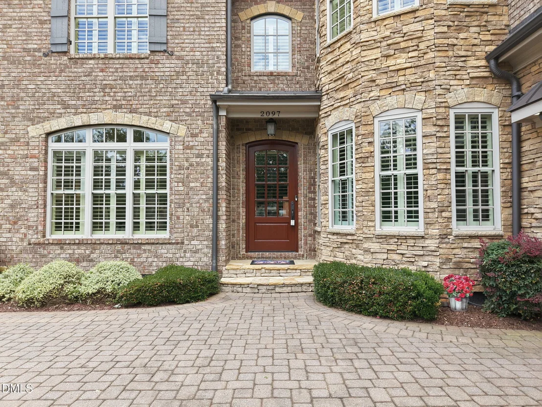 Photo of 2097 Van Gogh Lane