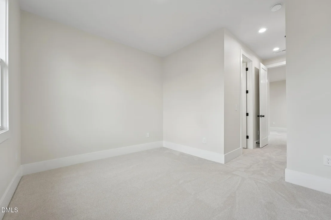 Photo of 633 Conover Road