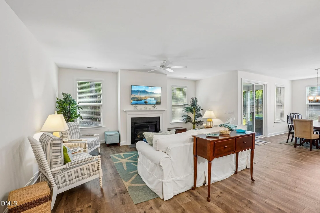 Photo of 1022 Hillside Falls Drive
