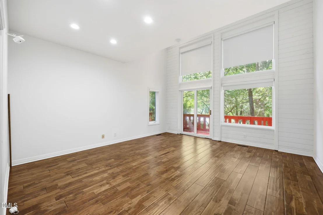 Photo of 910 Tarik Drive