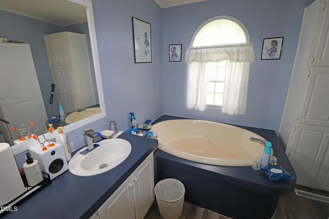Photo of 12437 Selma Road