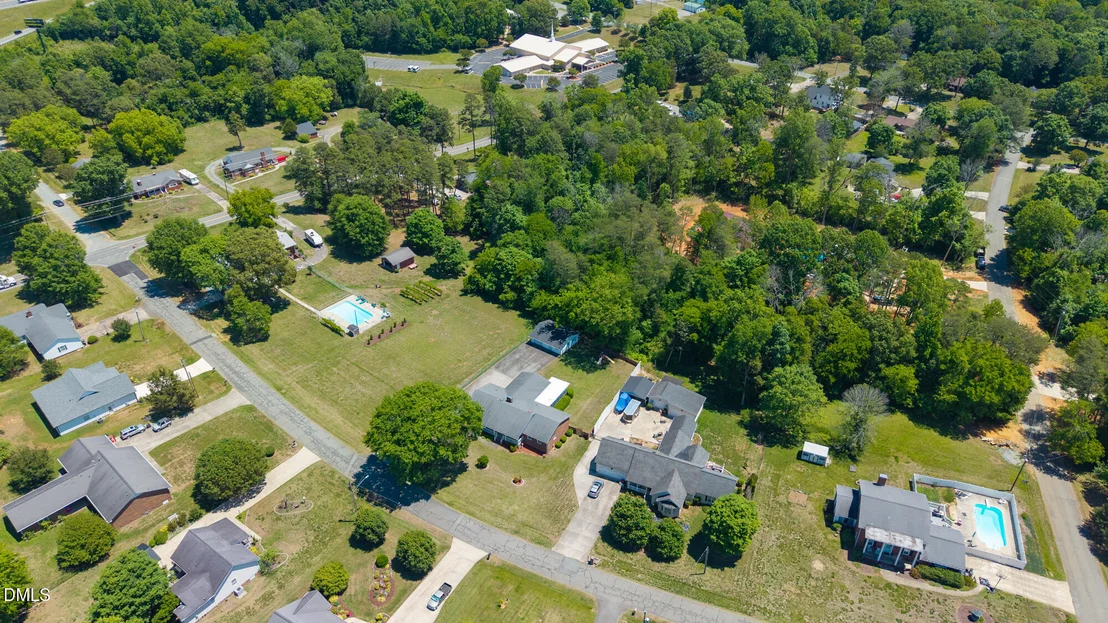 Photo of 1244 Lawndale Drive