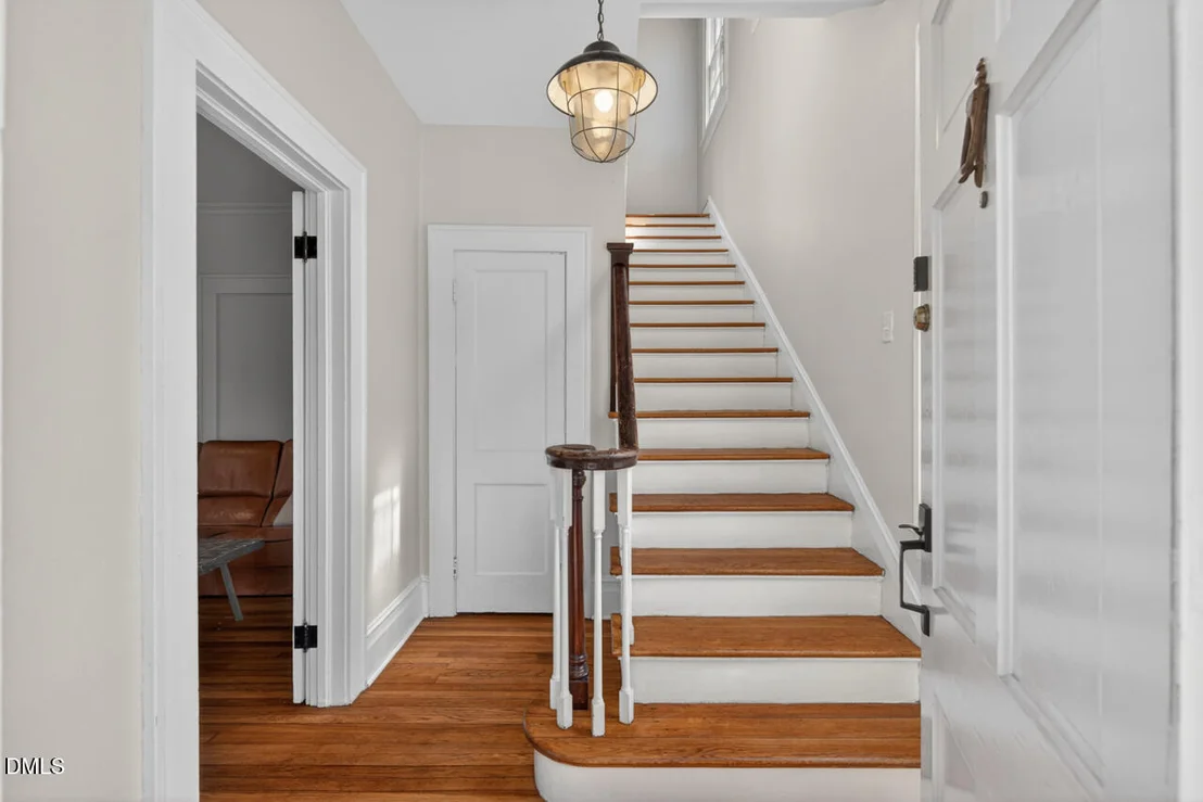 Photo of 321 W Trinity Avenue