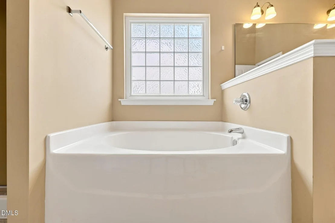 Photo of 2427 Pepperstone Drive