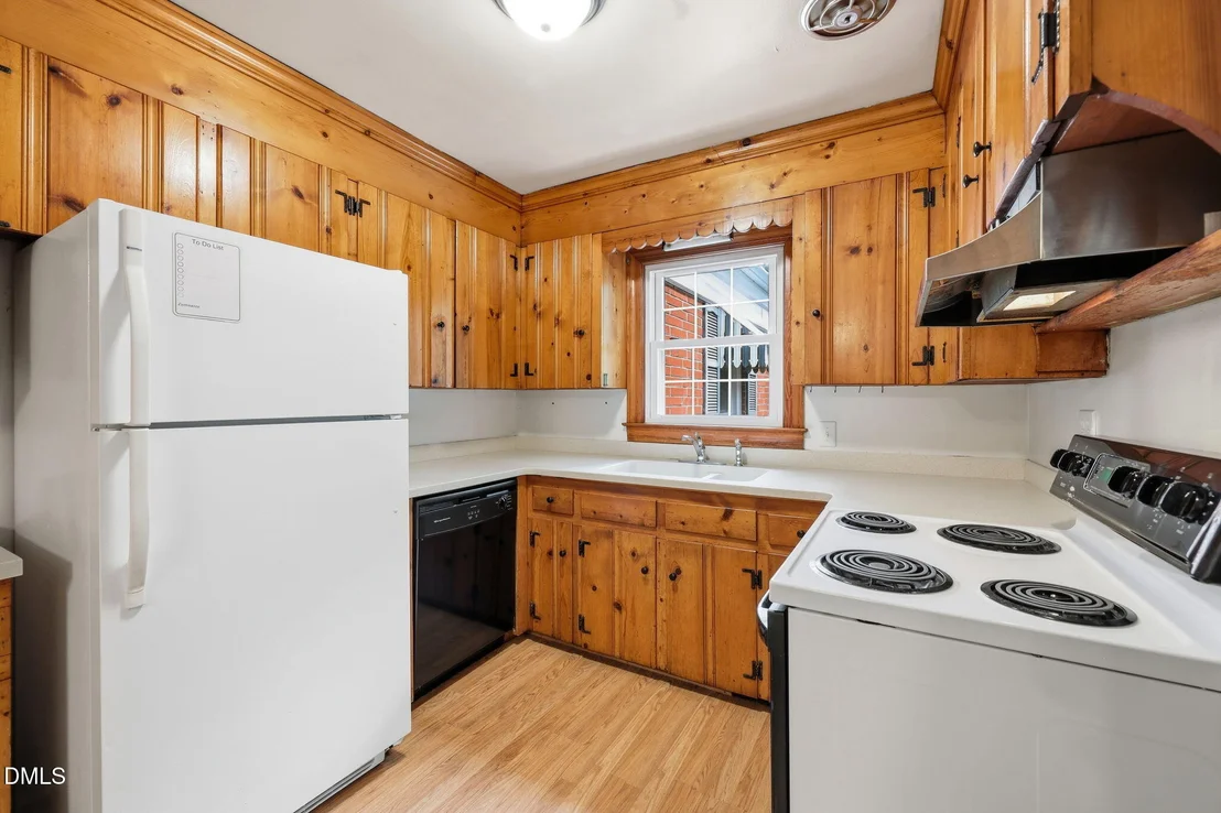 Photo of 213 Pine Tree Road