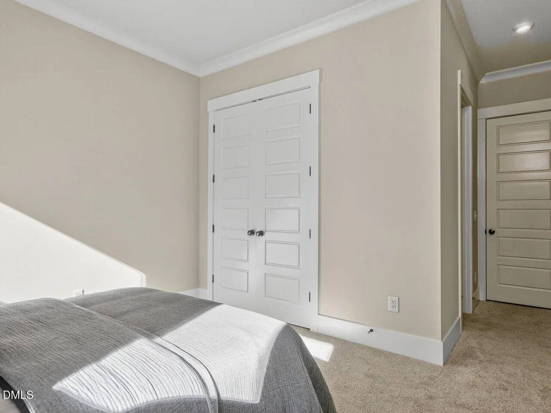 Photo of 375 Gaines Trail