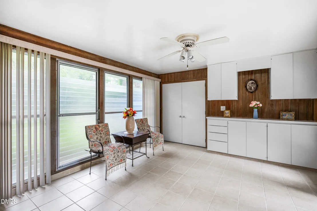 Photo of 425 Brookside Drive