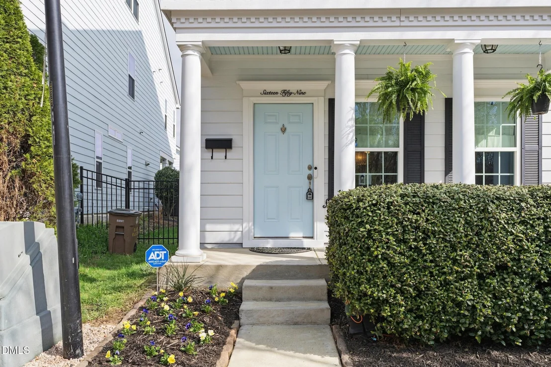 Photo of 1659 Main Divide Drive