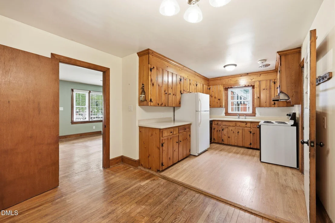 Photo of 213 Pine Tree Road