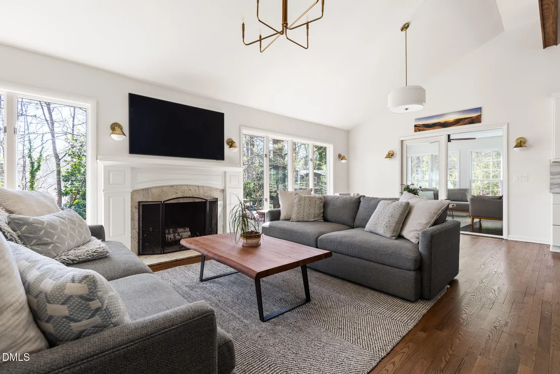 Photo of 353 Tenney Circle