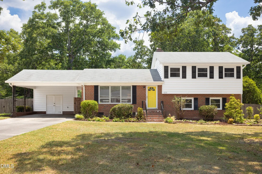 Photo of 135 Argonne Drive