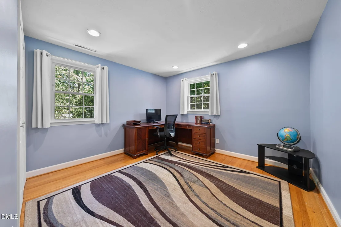 Photo of 721 Tinkerbell Road