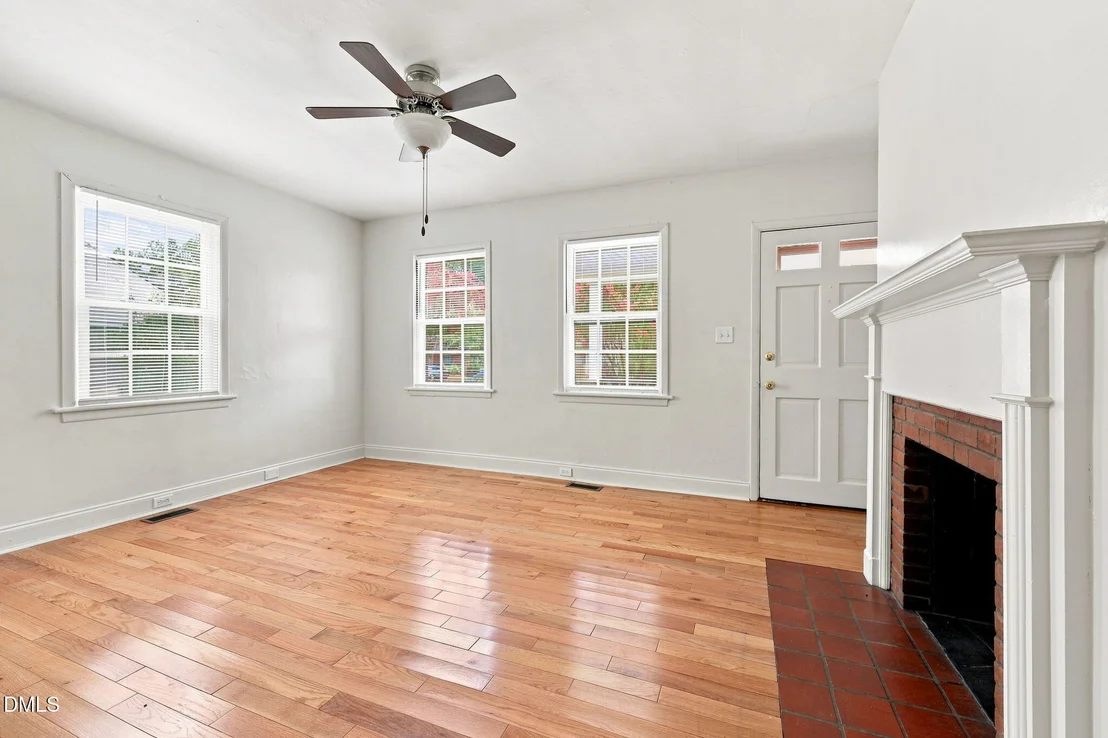 Photo of 116 Davidson Avenue