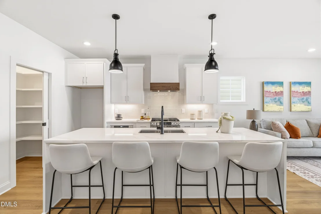 Photo of 722 1/2 Powell Drive