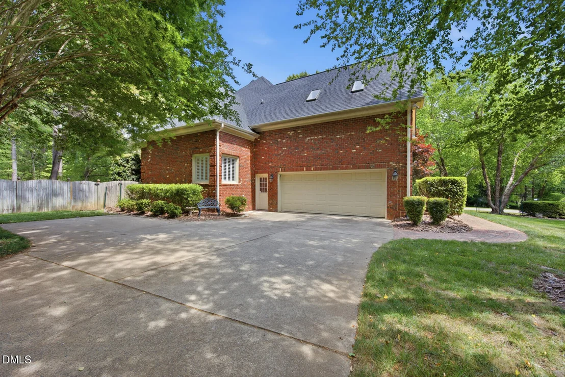 Photo of 1024 Bearglades Lane